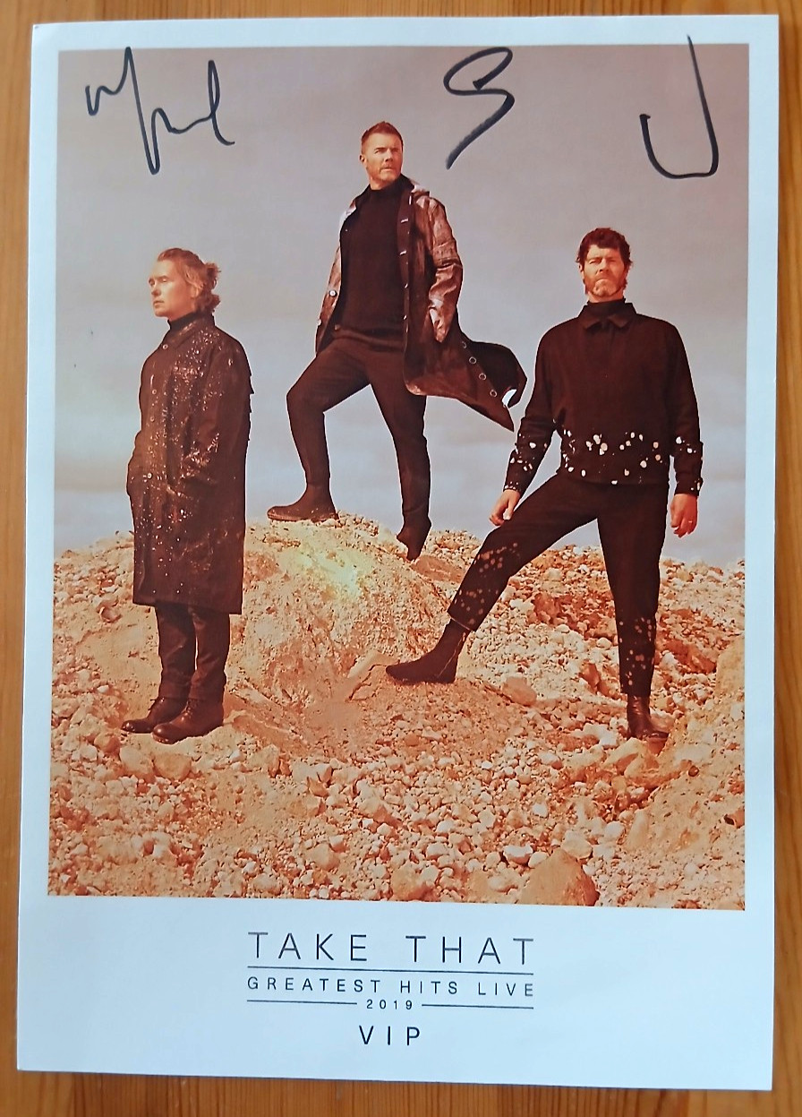 TAKE THAT 3x original autographs VIP promo 2019 approx. 20x28 signed POP RARE