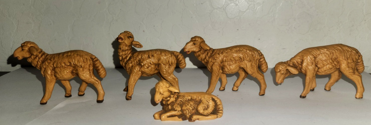 Set of 5 Fontanini Depose Italy Nativity Sheep Italy spider Emblem Set of 5 Fontanini Depose Italy Nativity Sheep Italy spider Emblem
