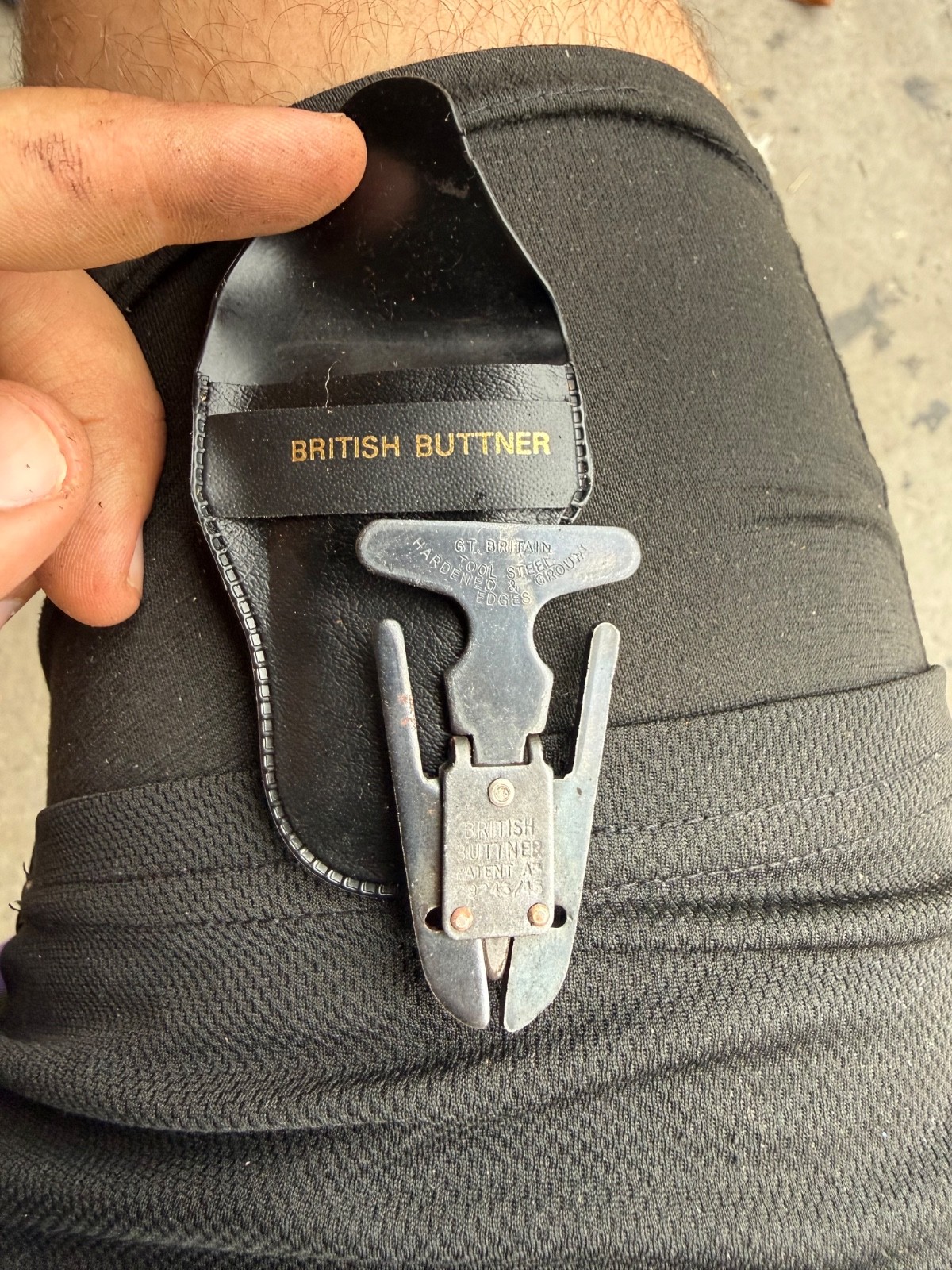 Vintage British Buttner Tool Steel Wire Cutter Pliers w/ Black Case England