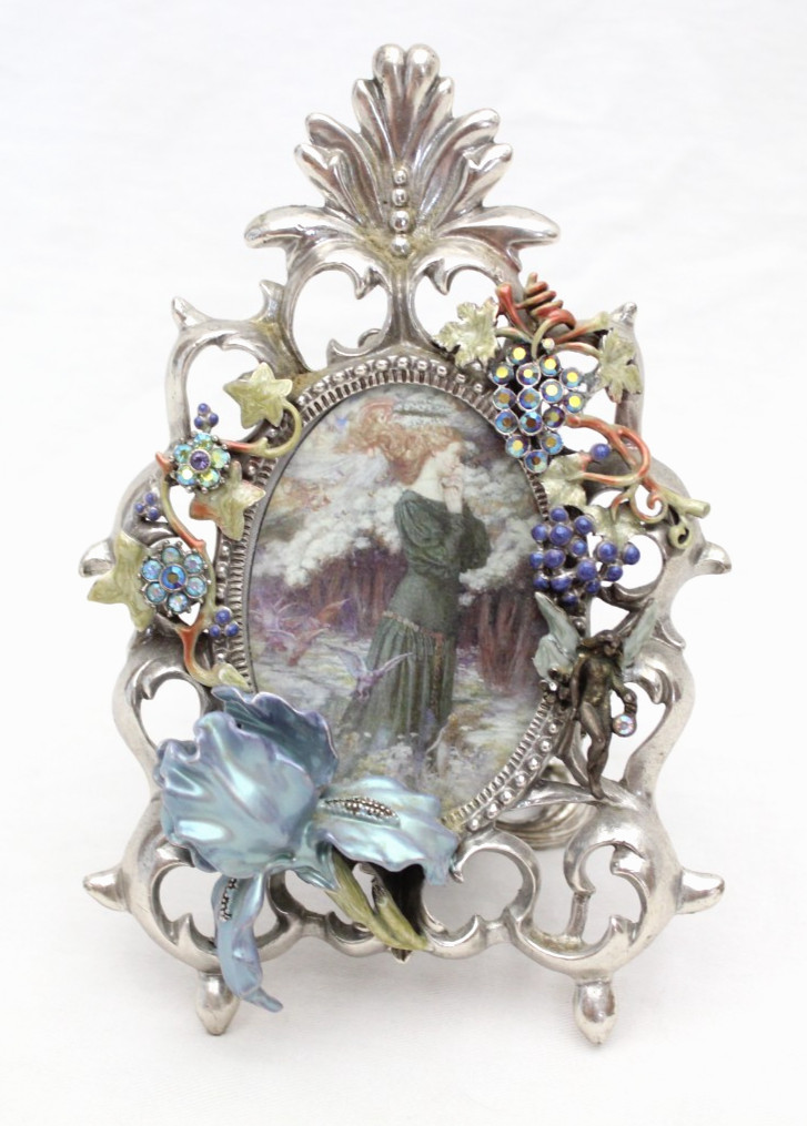 Kirk's Folly Ornate Floral Theme Oval Picture Frame