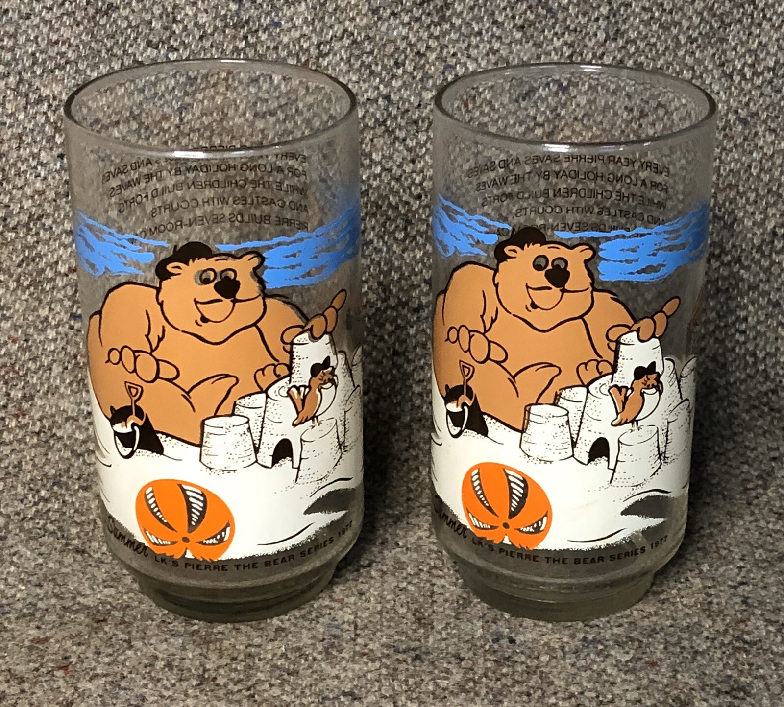 Lot (2) Rare Vintage LK\'s Restaurant Pierre The Bear Collector Glass 1977 Summer