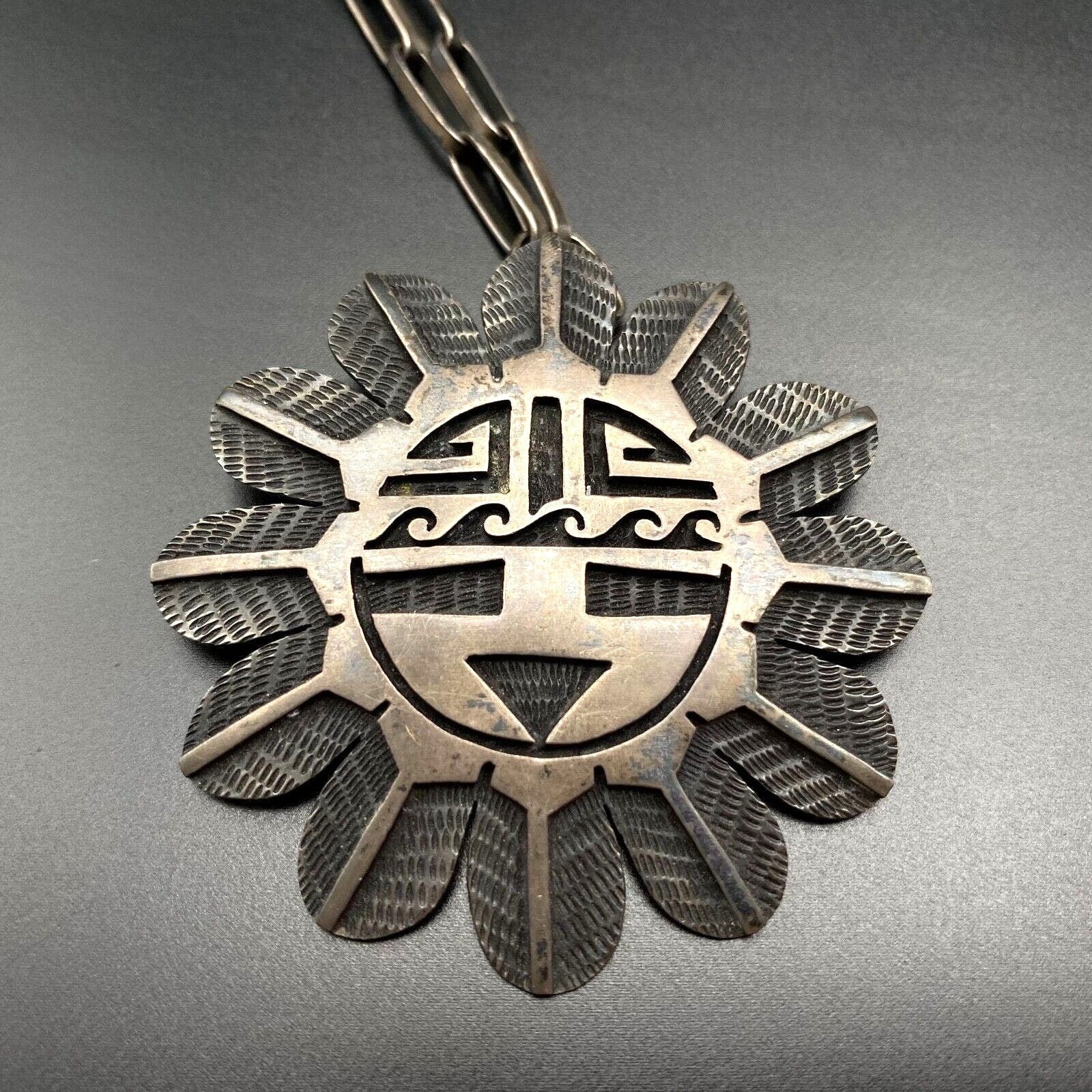 Vintage Hopi Bernard Dawahoya Sun Face Kachina Silver Pendant Necklace 24\