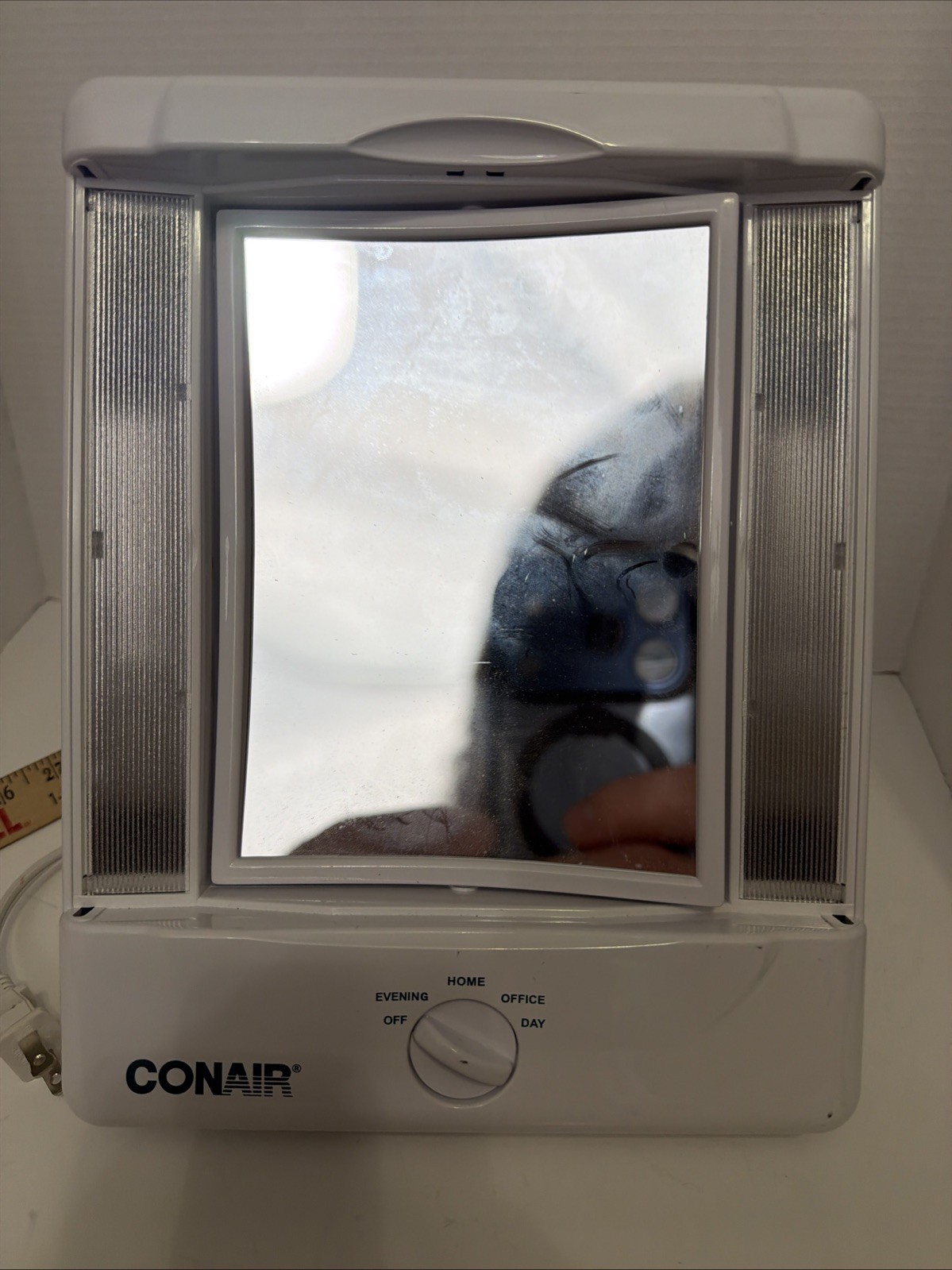 VTG Conair Lighted Makeup Mirror Model TM8LX Adjustable light & Stand Dual Sided