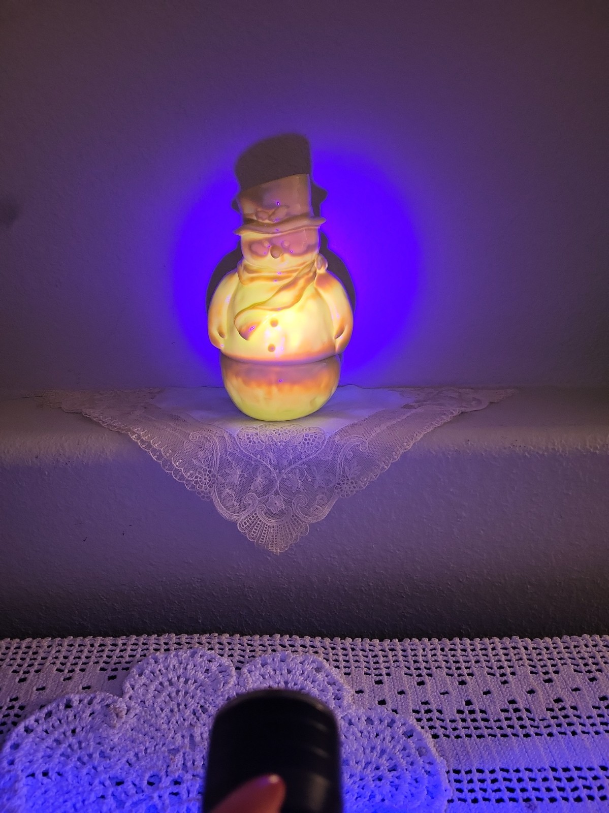 Fenton Art Glass Dandelion Yellow Snowman Fairy Lamp Cadmium Glows Fenton Art Glass Dandelion Yellow Snowman Fairy Lamp Cadmium Glows