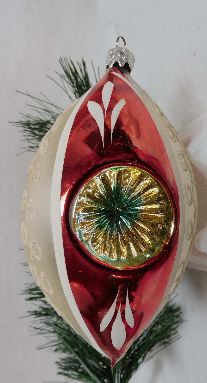 Vintage~TRIPLE INDENT~TEAR DROP ~RED~Christmas Ornament~~NICE~LARGE 5.50 Vintage~TRIPLE INDENT~TEAR DROP ~RED~Christmas Ornament~~NICE~LARGE 5.50
