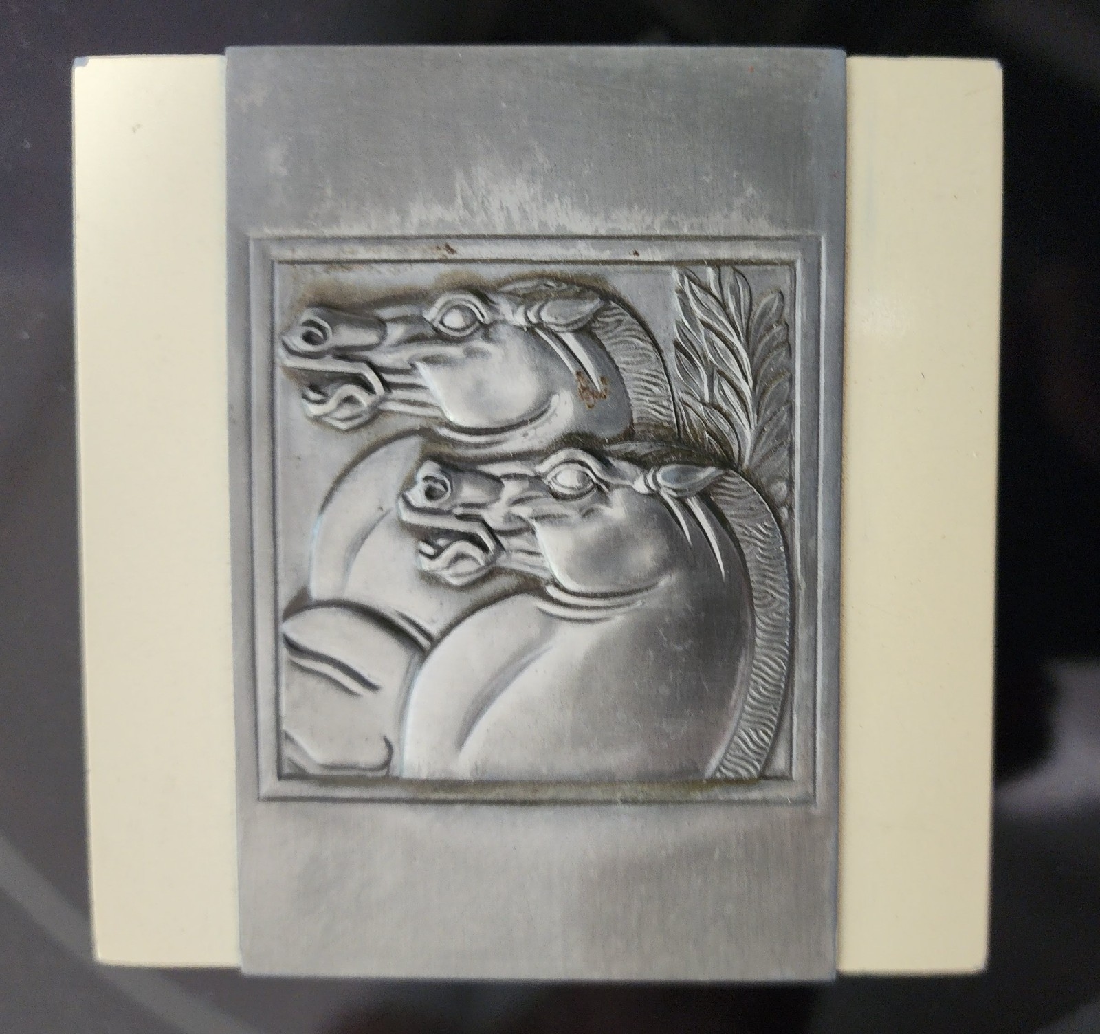Vintage 1930s Hickok Art Deco Bakelite Dresser Box Cream Horse Equestrian Valet