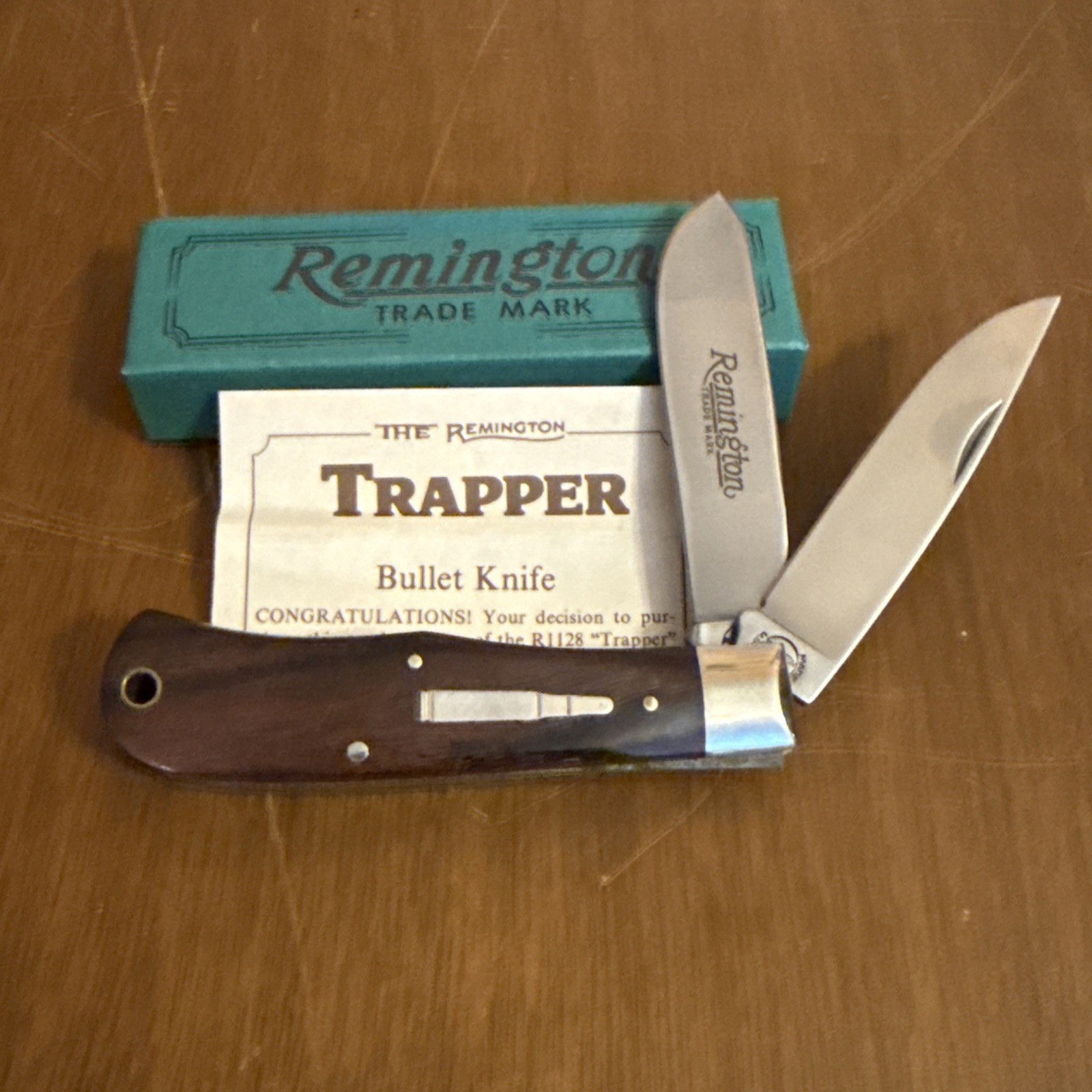 1989 REMINGTON R1128  Bullet Knife Trapper Cocobolo Handles w/papers-NIB