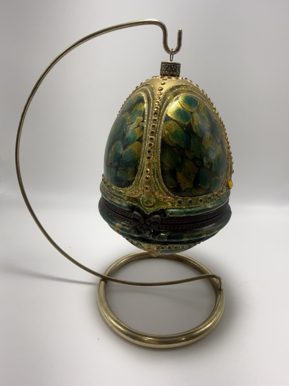 Komozja Mostowski Poland Hand blown Peacock Glass Hinged Egg 22cm Inc stand