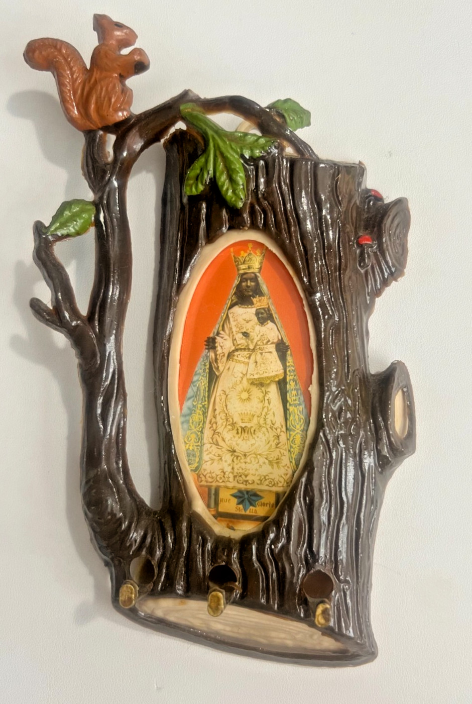 Vintage Italy Black Madonna Religious Key Rosary Holder Plastic Tree Squirrel 7