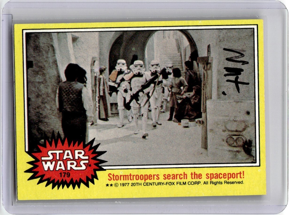 1977 Topps Star Wars Yellow Ex-Mint Stormtroopers search the spaceport #179 1977 Topps Star Wars Yellow Ex-Mint Stormtroopers search the spaceport #179