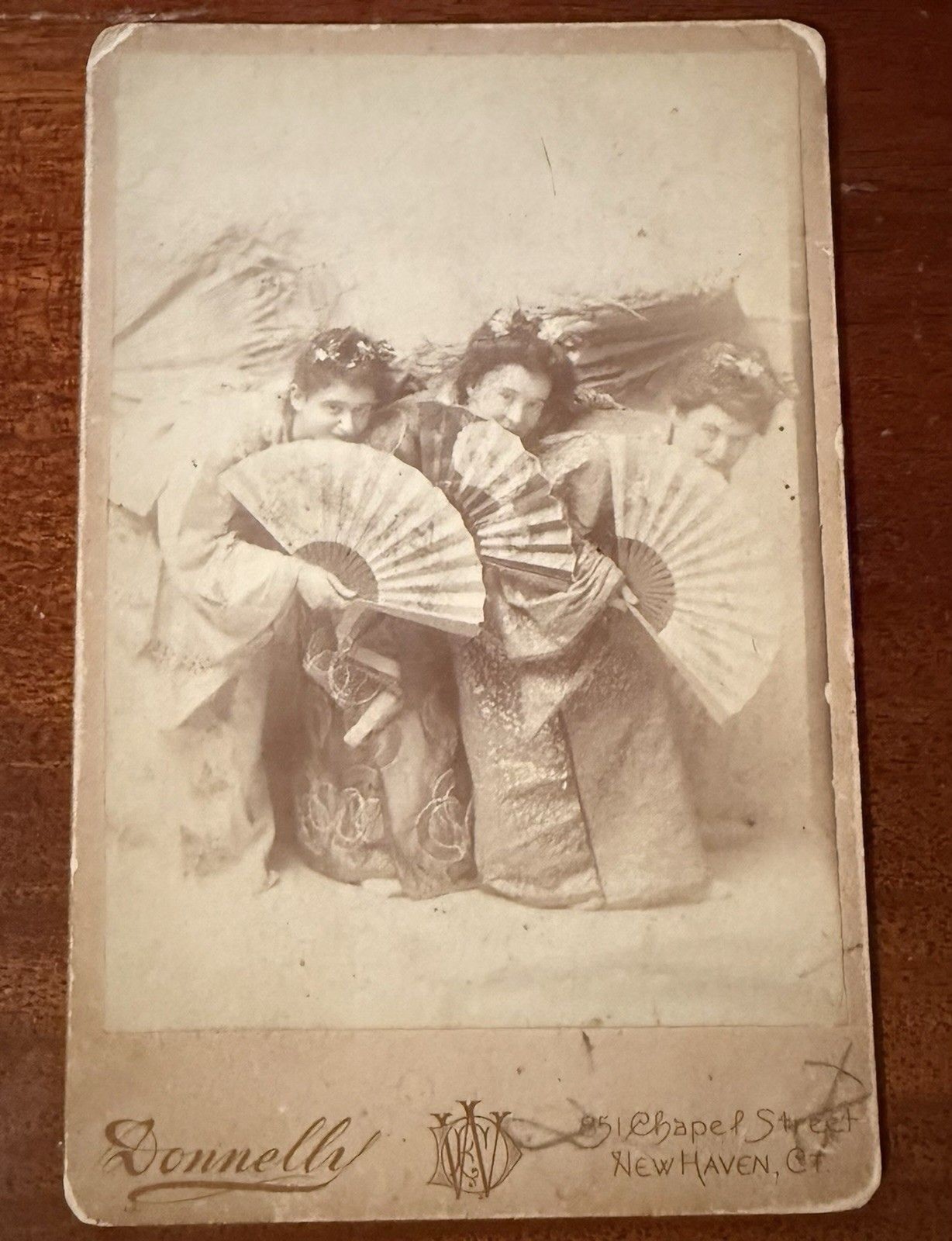 Cabinet Card THREE LITTLE MAIDS Gilbert & Sullivan Mikado 1886 New Haven Photo