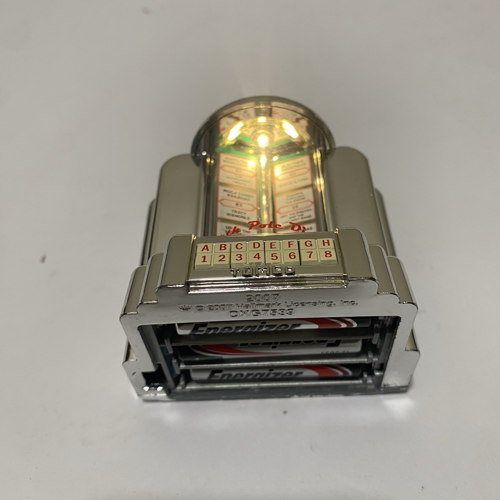 Hallmark 2007 Santa's Jukebox QXG7539 Keepsake Ornament Magic Light Sound