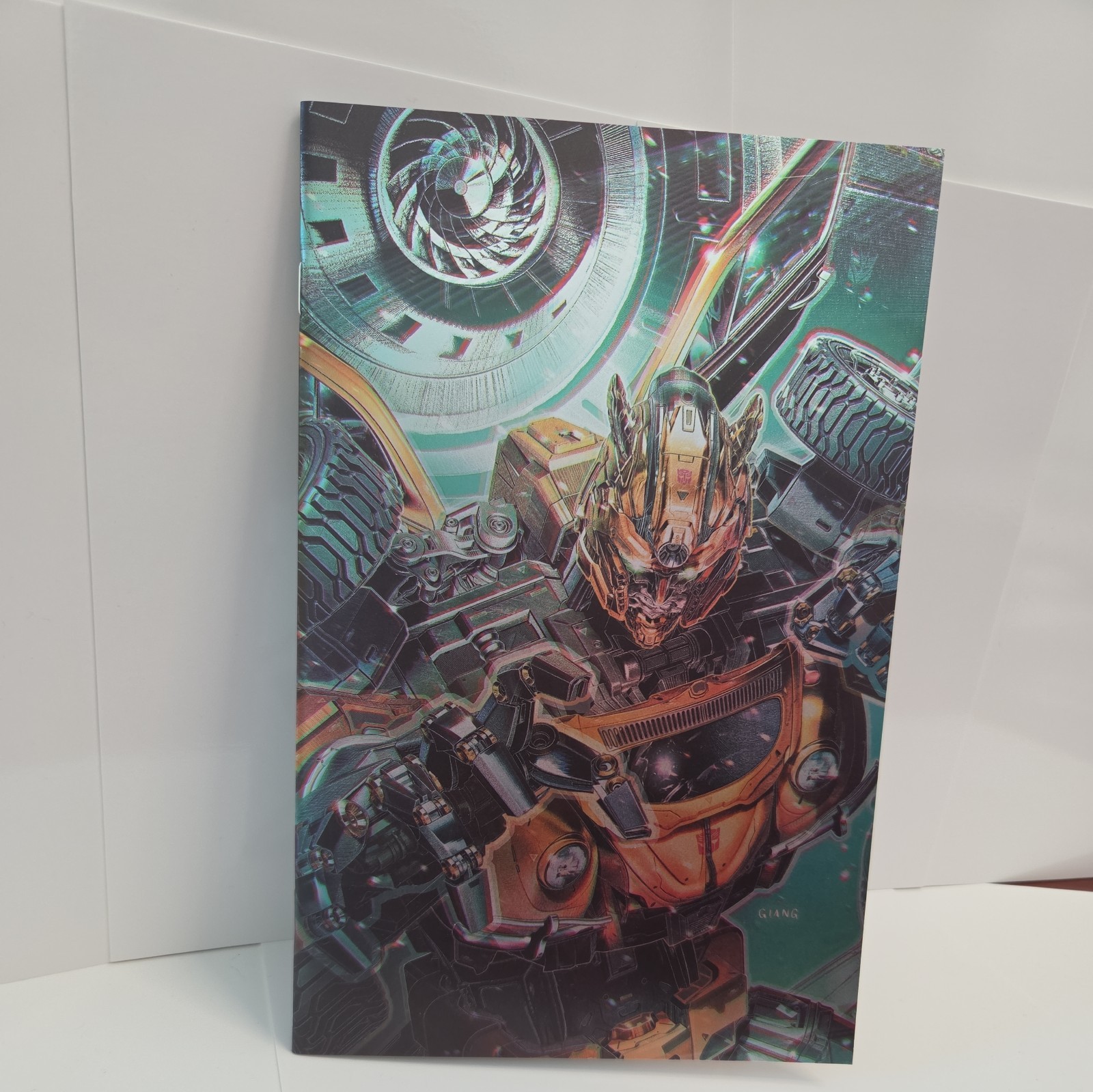TRANSFORMERS #1 JOHN GIANG MEGACON FOIL EDITION  LTD (2024)...JOHN GIANG
