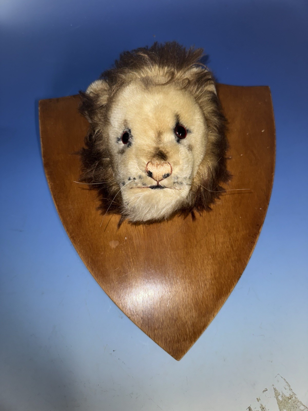 Vintage Antique Plush Lion Head On Plaque