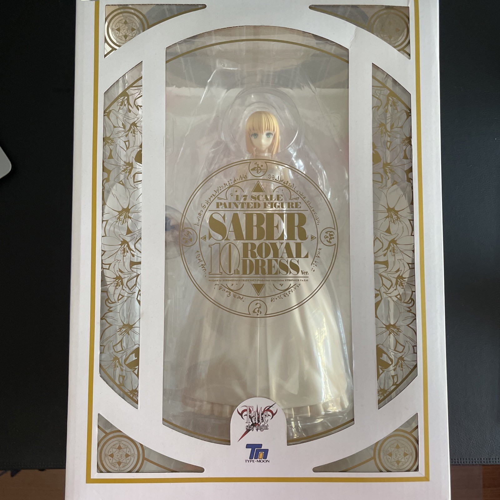 Saber 10th Anniversary Royal Dress Ver. 1/7 Scale Figure - Fate - Aniplex