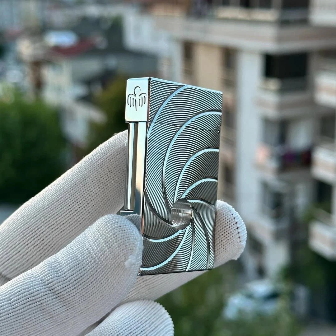 S.T Dupont Silver Flint Spectre 007 Ligne 2 Lighter Single Flame Sealed Hot S.T Dupont Silver Flint Spectre 007 Ligne 2 Lighter Single Flame Sealed Hot