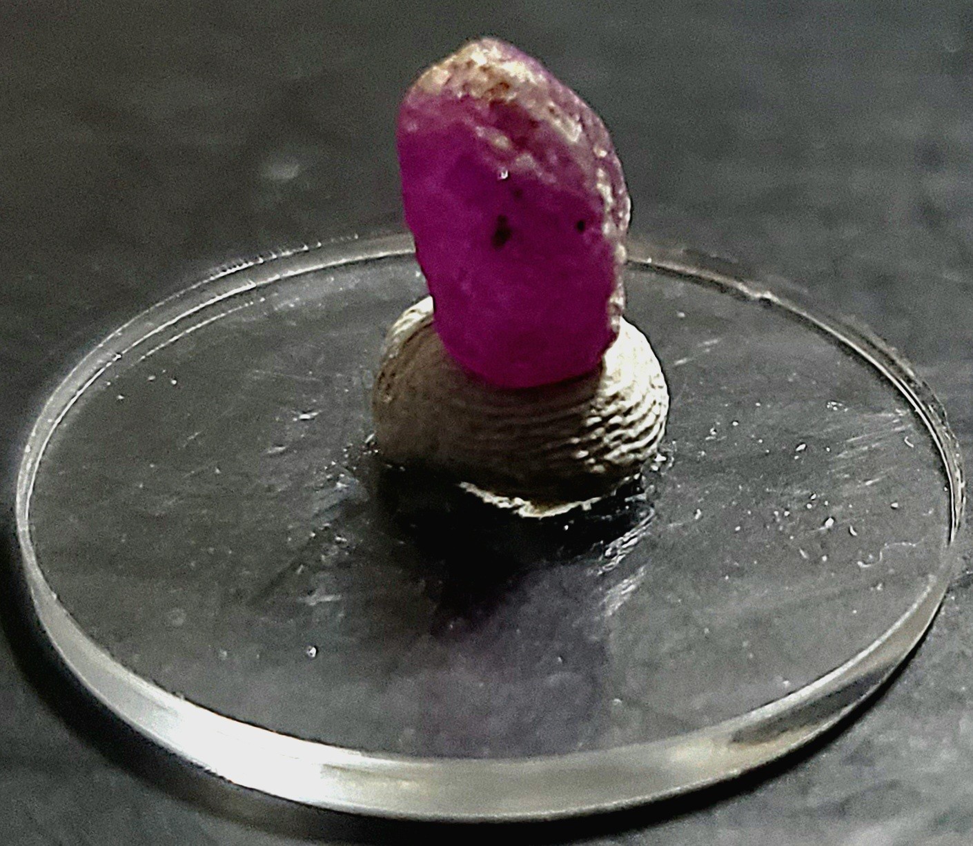 2.75ct Gem Facet Grade Rough Ruby From Mozambique 2.75ct Gem Facet Grade Rough Ruby From Mozambique