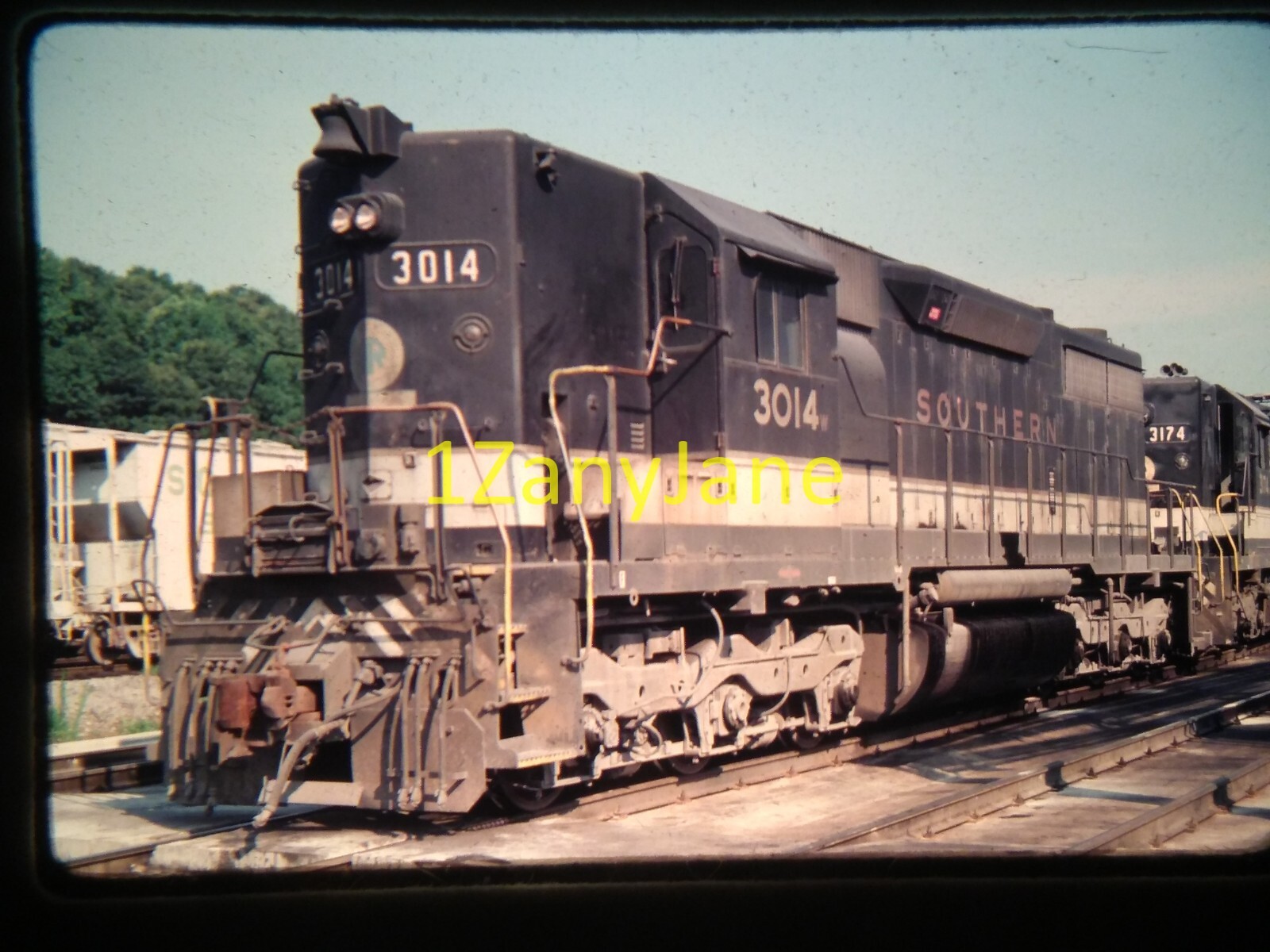 HL12 35MM TRAIN SLIDE Photo Engine Locomotive SOU 3014 ASHEVILLE, NC 1980