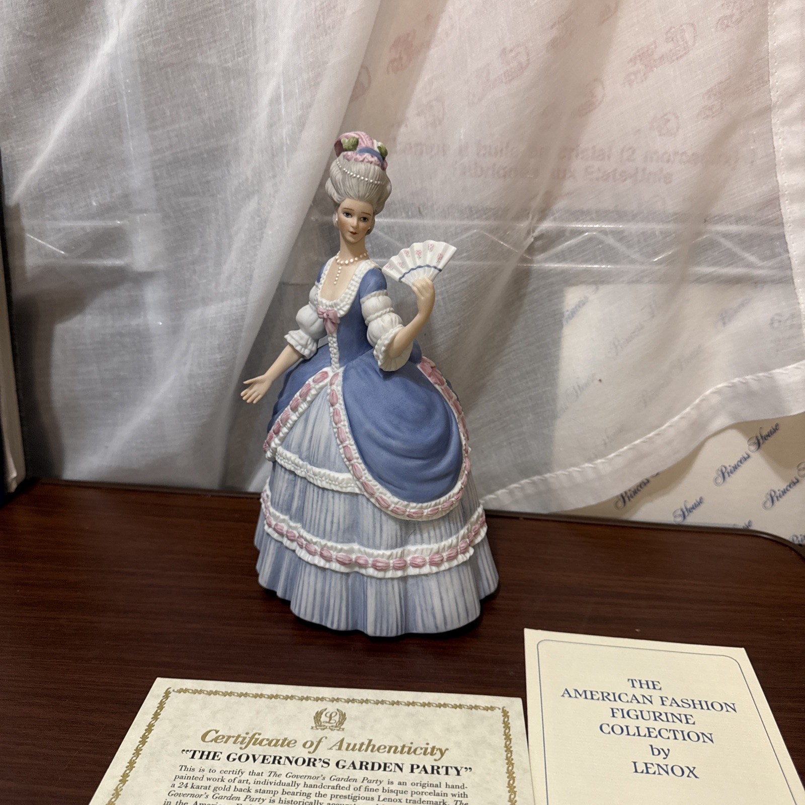 Lenox GOVERNOR\'S GARDEN PARTY The American Fashion Figurine Collection Lenox GOVERNOR\'S GARDEN PARTY The American Fashion Figurine Collection