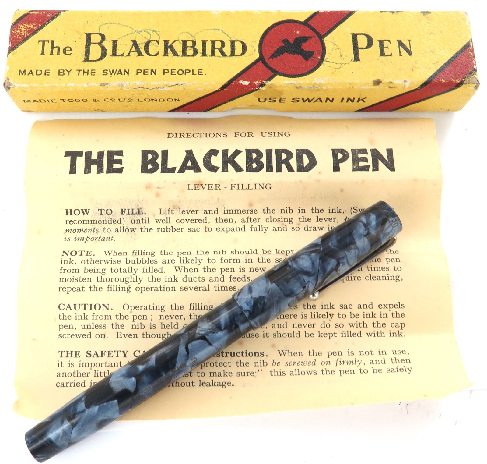 c1940s Blackbird 14ct Nib Self Filling Fountain Pen, Box & Directions. #5242