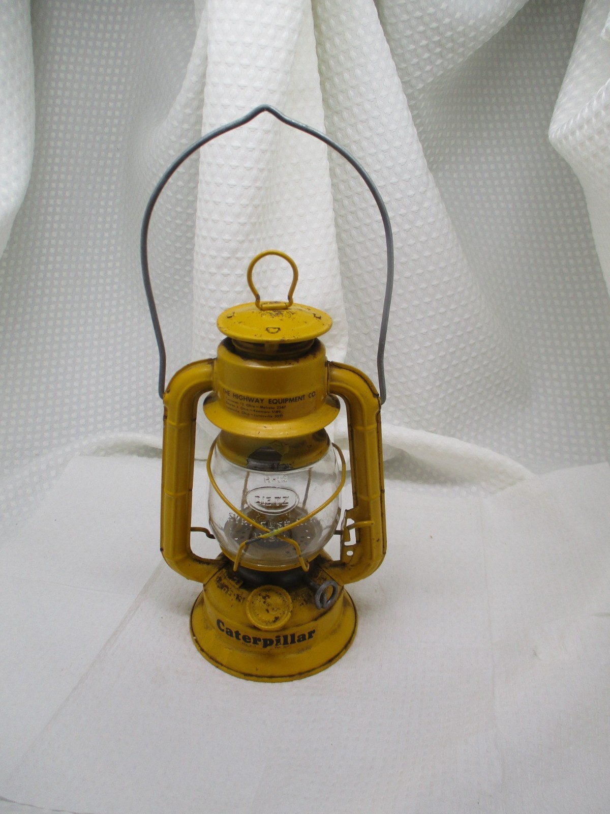Vtg Dietz No 50 Comet Kerosene Lantern Caterpiller Yellow Hwy. Equipment Co H-10