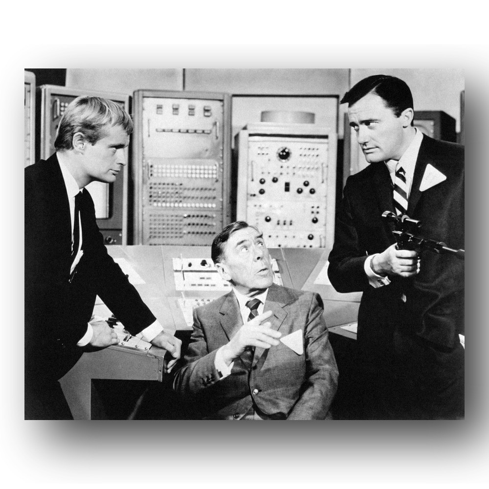 David McCallum, Leo G. Carroll, Robert Vaughn Photo 8x10 The Man From U.N.C.L.E. David McCallum, Leo G. Carroll, Robert Vaughn Photo 8x10 The Man From U.N.C.L.E.
