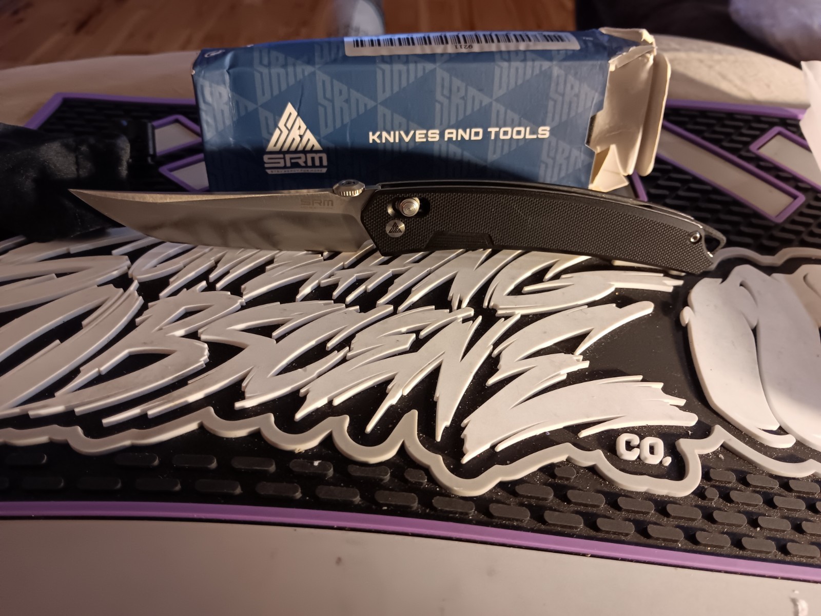 Sanrenmu SRM 9211 Pocket Knife Axis Lock 8Cr13MoV Blade G10 EDC Sanrenmu SRM 9211 Pocket Knife Axis Lock 8Cr13MoV Blade G10 EDC