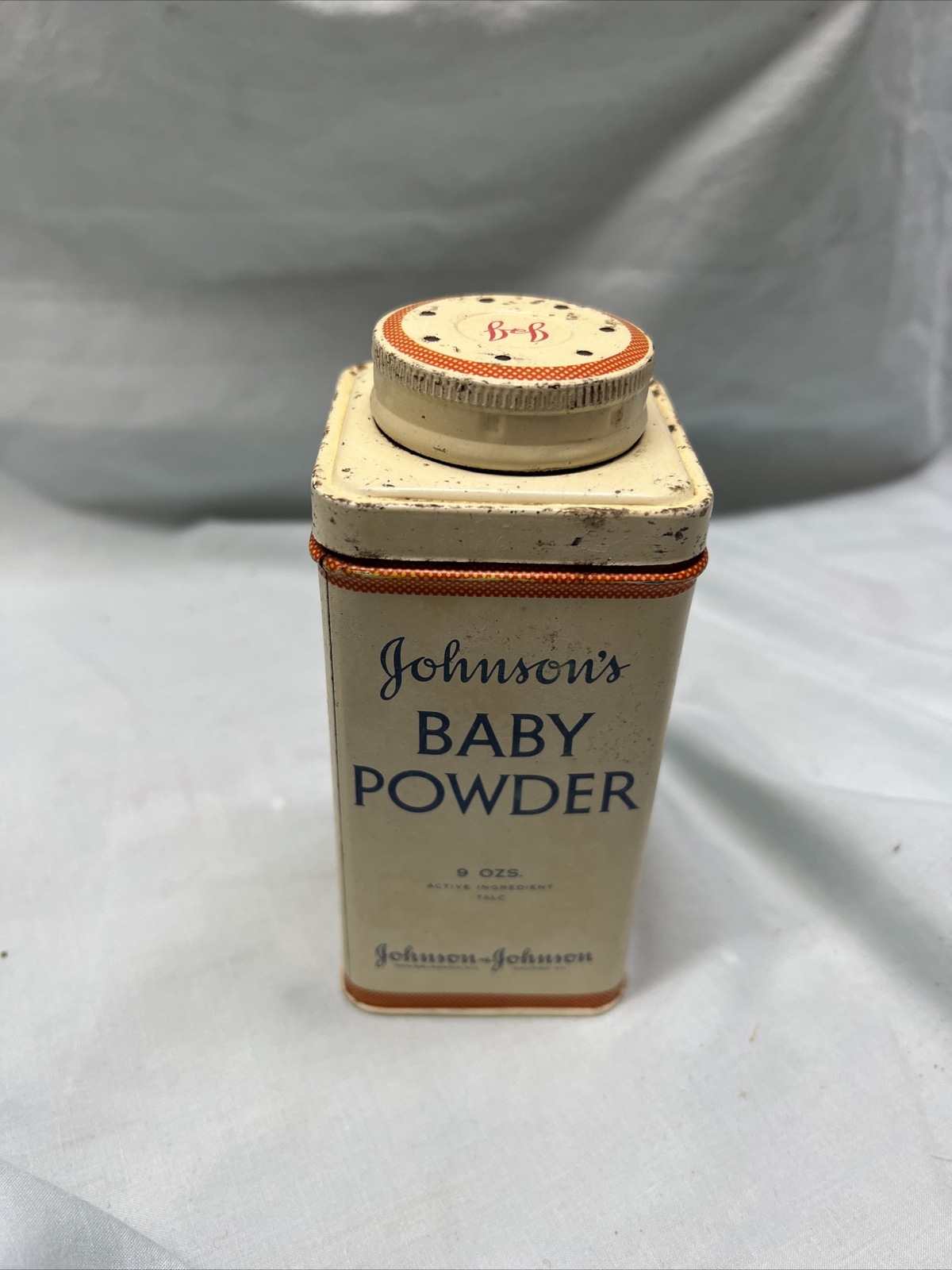 B6 Vintage Advertising Tin J&J Baby Powder Johnson & Johnson New Brunswick NJ