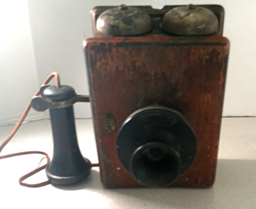 Antique Western Electric Model 327 Wall Telephone - 1910s American Tel & Tel 923 Antique Western Electric Model 327 Wall Telephone - 1910s American Tel & Tel 923