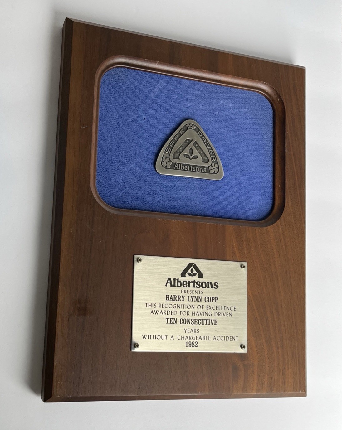Vintage Albertsons Safe Driver Employee Award Plaque w Pin 1982 Ten Consecutive