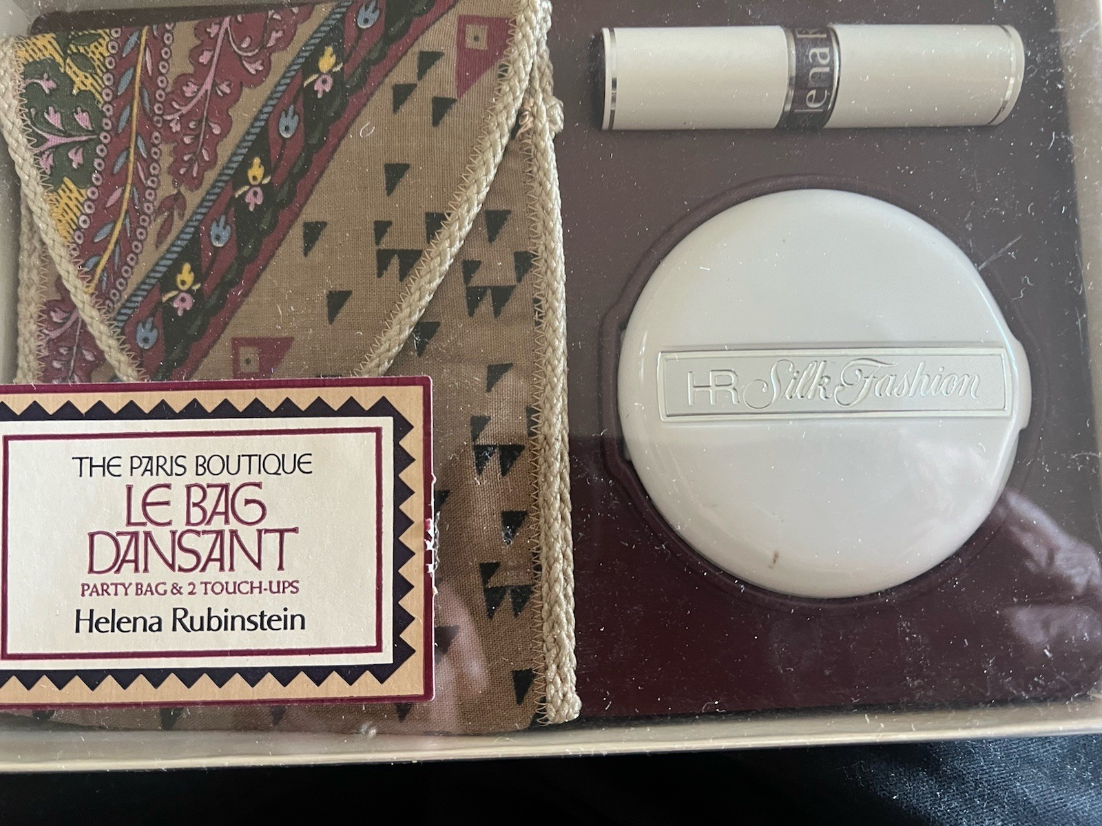 VINTAGE Unused boxed Helena Party Bag +2 Touch Up***FREE SHIPPING To Day*** VINTAGE Unused boxed Helena Party Bag +2 Touch Up***FREE SHIPPING To Day***