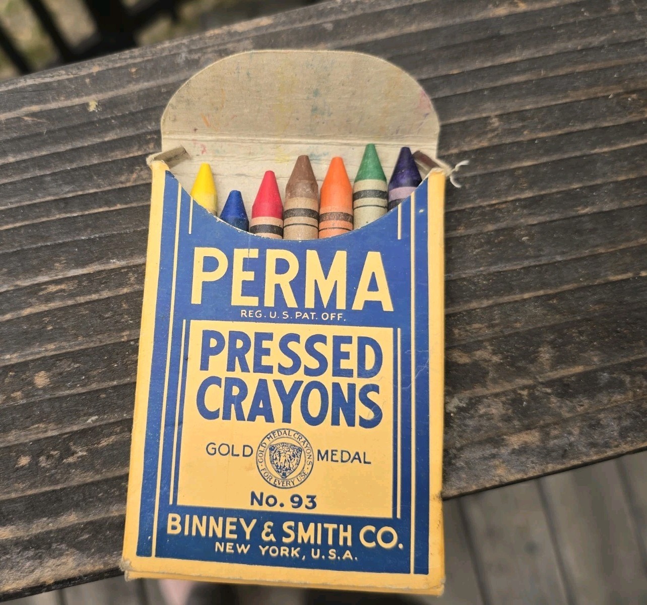 Vintage Binney & Smith No. 93 Perma Pressed Crayons Gold Medal '20s Vintage Binney & Smith No. 93 Perma Pressed Crayons Gold Medal '20s