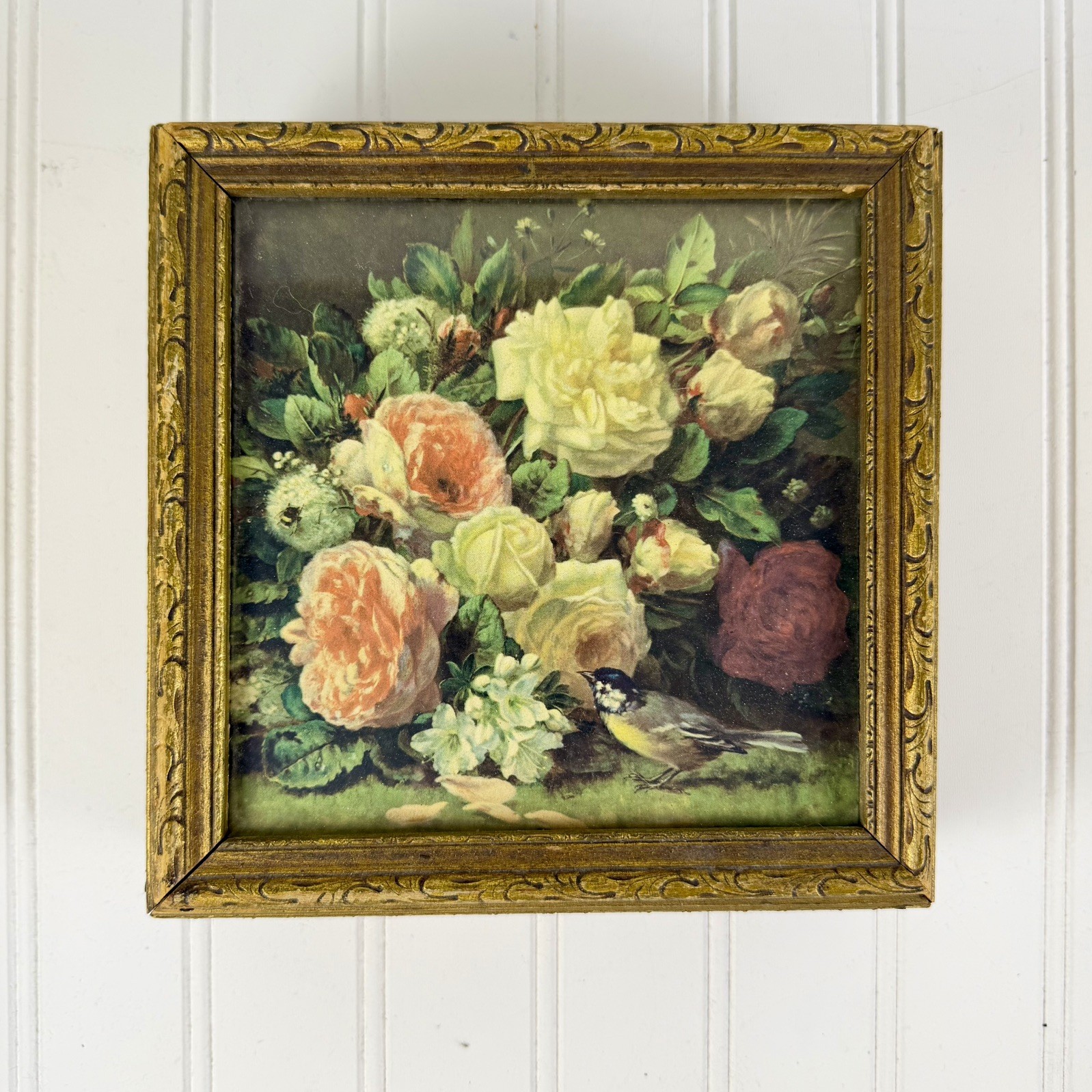 Vintage Antique Victorian-style Floral Wooden Candy Box with Floral Still Life Vintage Antique Victorian-style Floral Wooden Candy Box with Floral Still Life