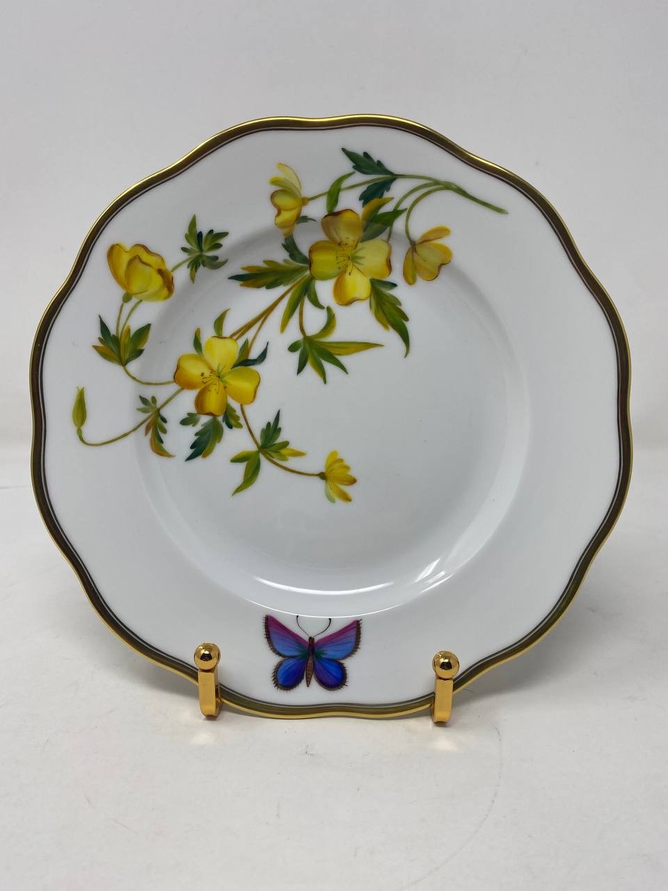 Herend First Edition Dinner Plate – Limited Edition Collectible Porcelain Plate Herend First Edition Dinner Plate – Limited Edition Collectible Porcelain Plate