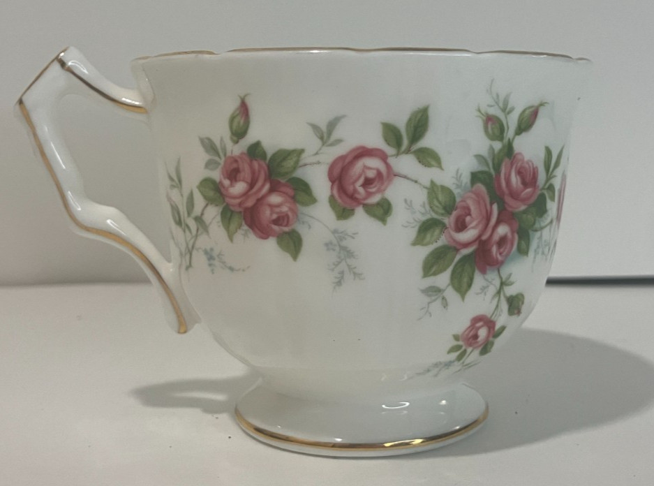 Aynsley Grotto Rose 185 Fine Bone China Floral Tea Cup with Gold Trim -England Aynsley Grotto Rose 185 Fine Bone China Floral Tea Cup with Gold Trim -England