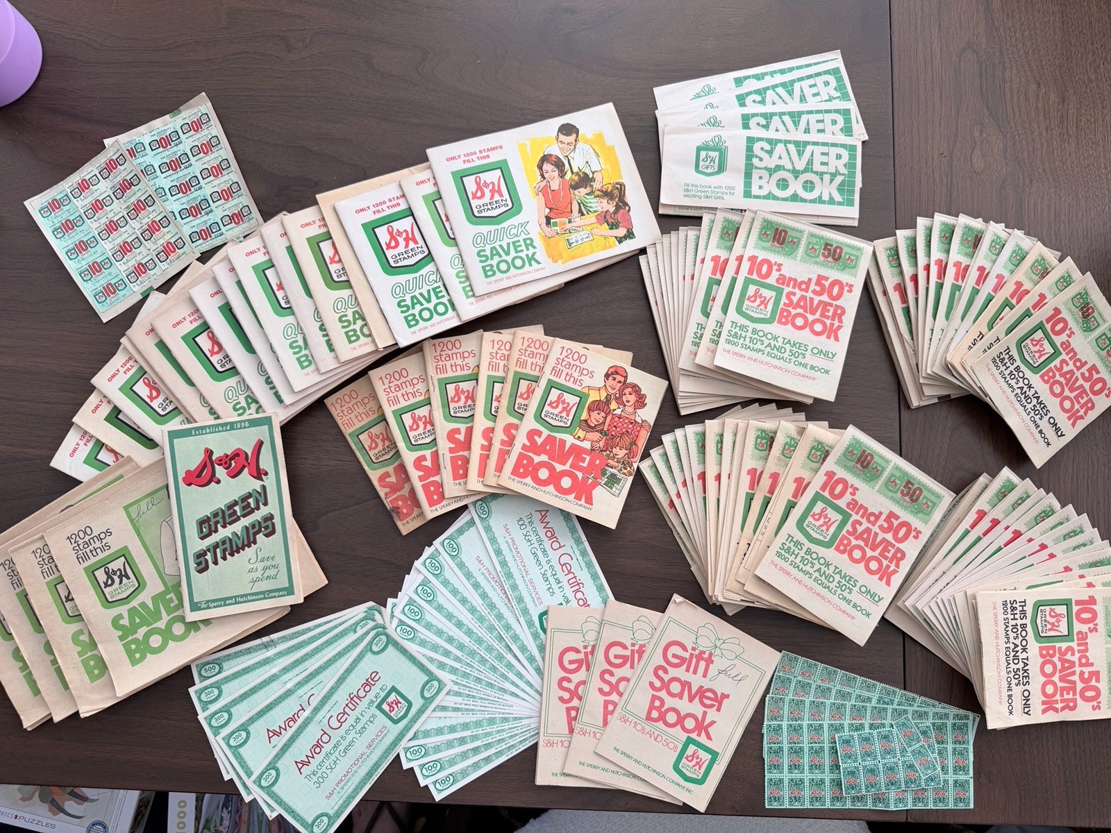 Huge Vintage S&H Green Stamp Collection 81 Full, 1 not full, 20 cert + loose