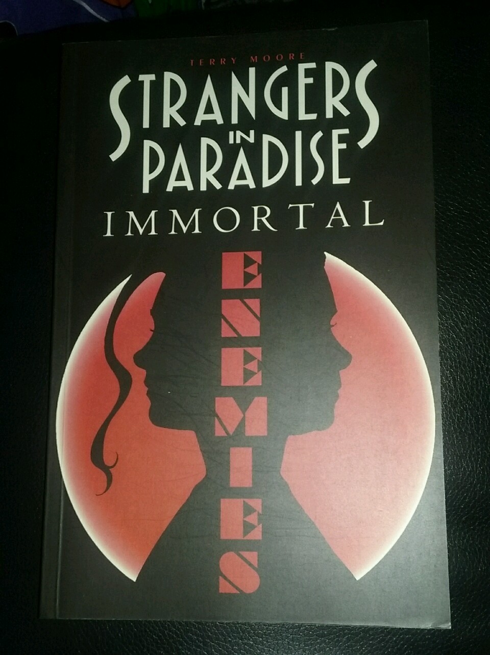 Strangers in Paradise Trade 5 immortal enemies TERRY MOORE abstract gay romance Strangers in Paradise Trade 5 immortal enemies TERRY MOORE abstract gay romance