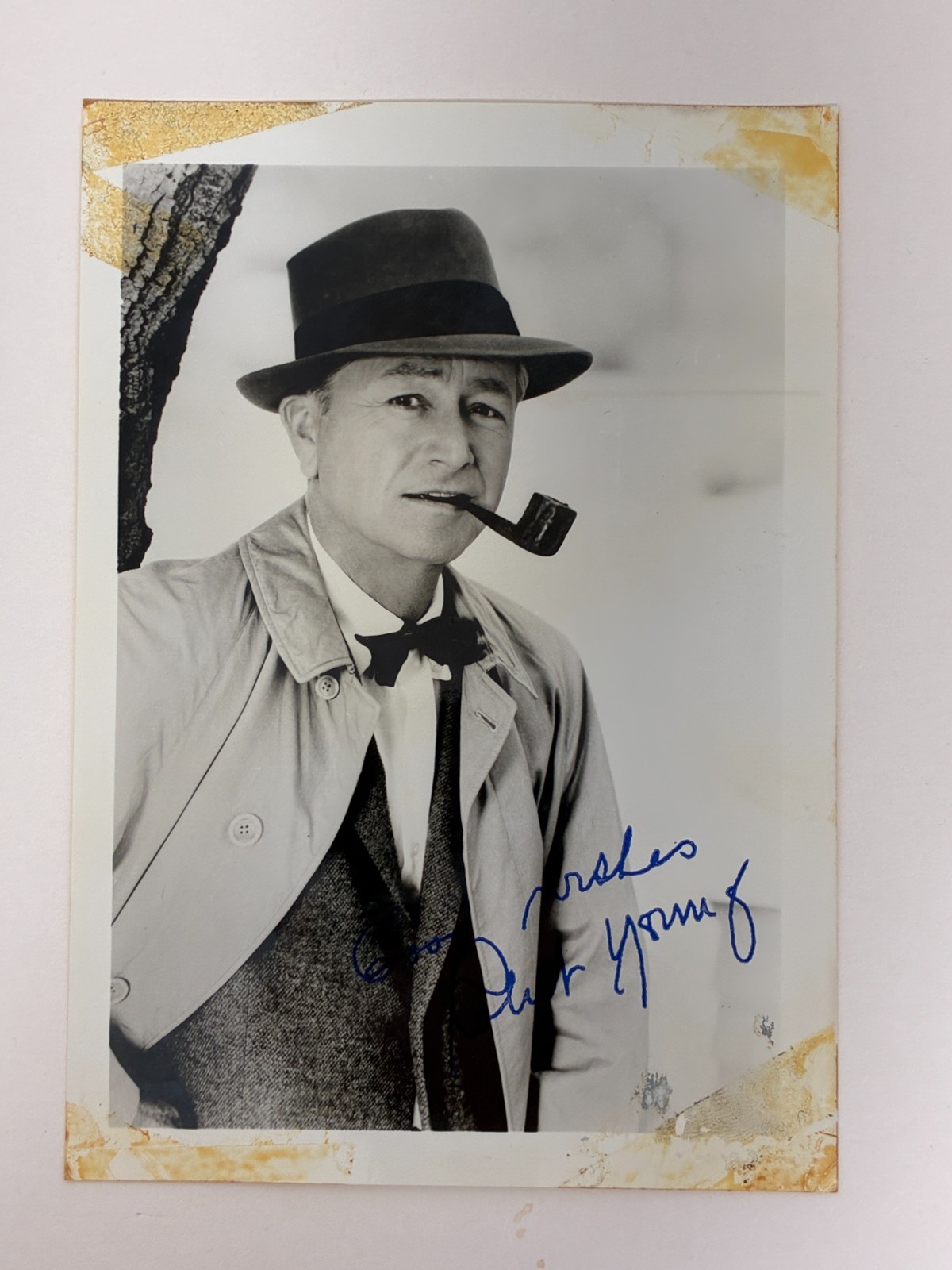 Robert Young signed autographed 5x7.5 photo