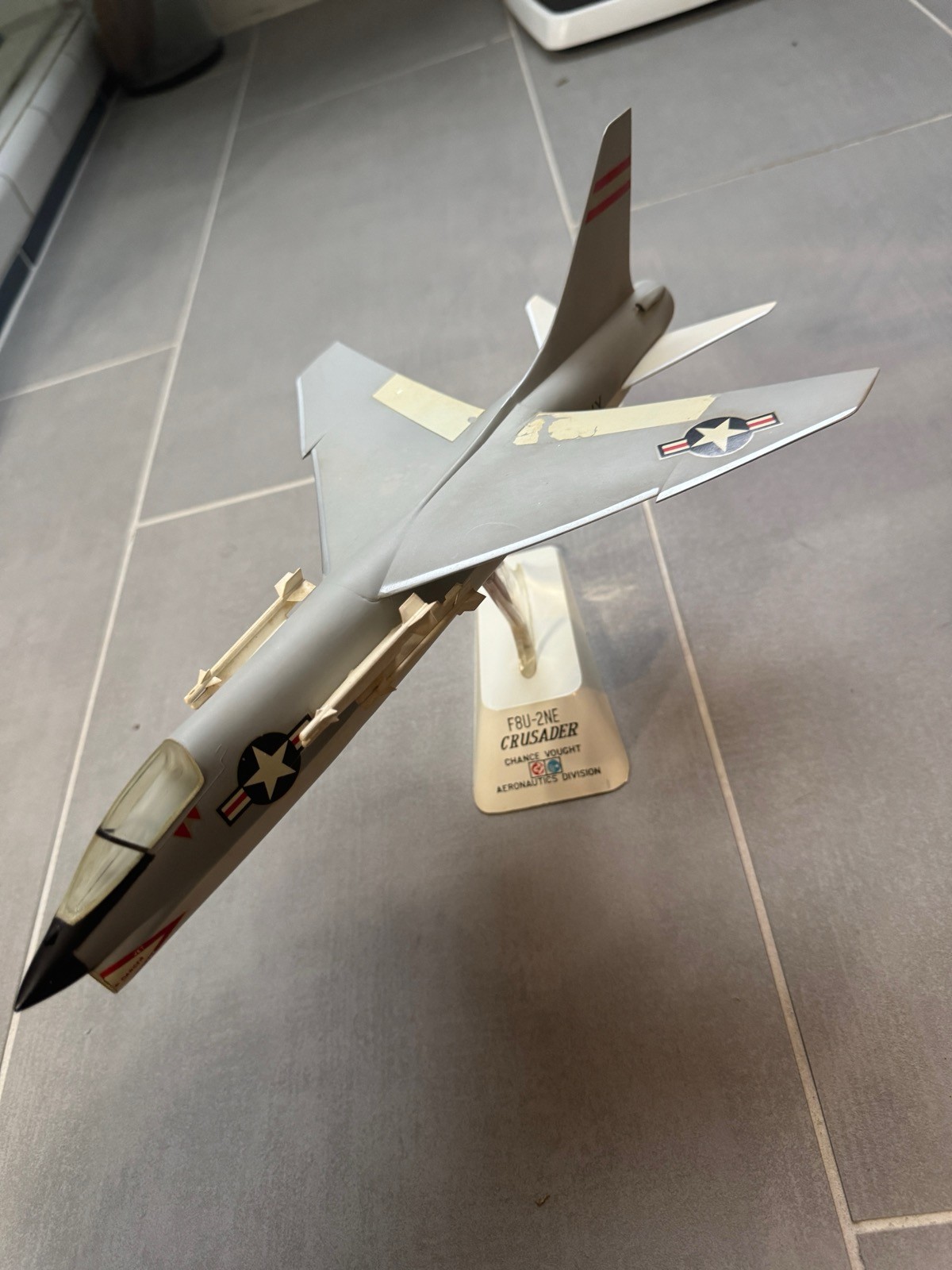 Vintage US Navy Chance Vought F8U-2NE Crusader Topping Jet Airplane Desk Model Vintage US Navy Chance Vought F8U-2NE Crusader Topping Jet Airplane Desk Model