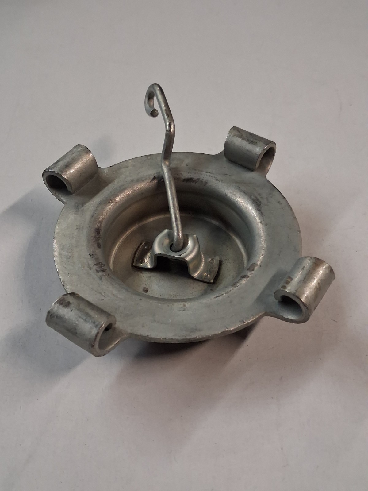 US Vintage Jerry Can Jeep Gas Can Fuel Cap NOS US Vintage Jerry Can Jeep Gas Can Fuel Cap NOS