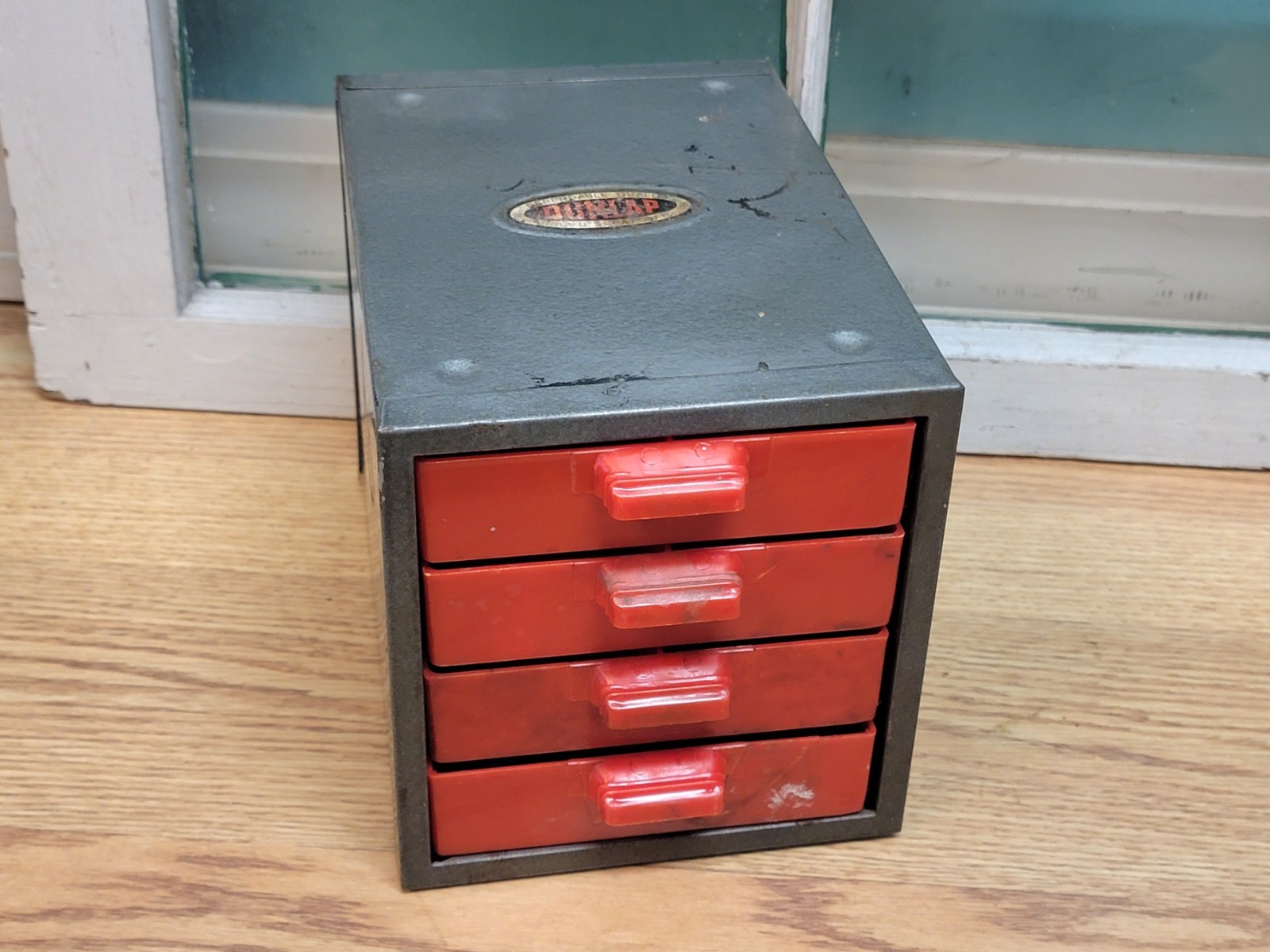 Vintage Dunlap 4 Drawer Steel & Plastic Small Parts Cabinet Chest 6 Vintage Dunlap 4 Drawer Steel & Plastic Small Parts Cabinet Chest 6