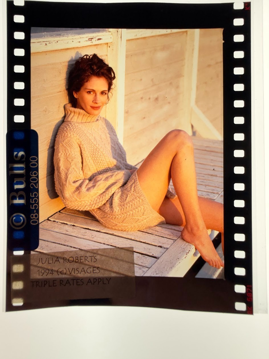 JULIA ROBERTS - Rare Original Press Photo Transparency by HERB RITTS 1994