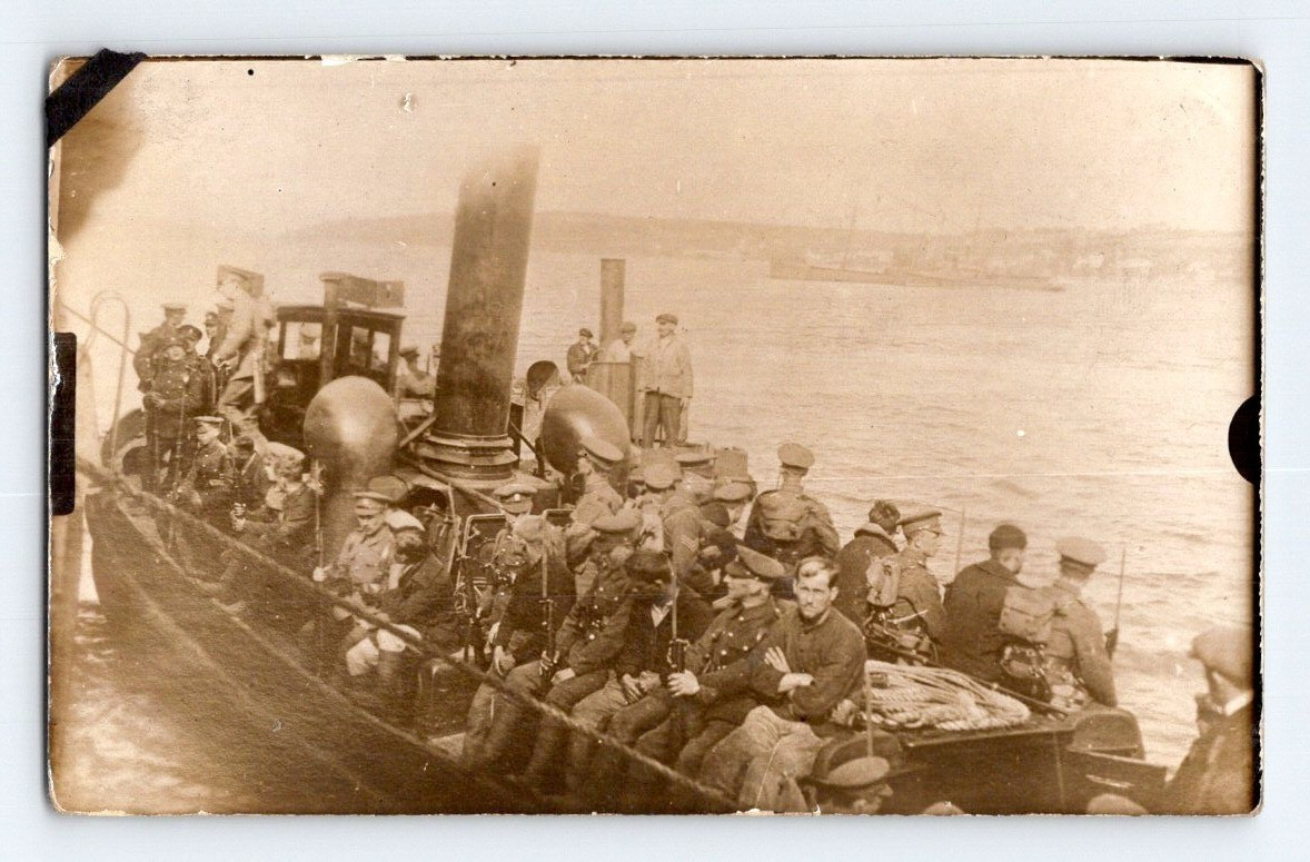 RPPC 1918. WWI SOLDIERS ON BOAT SCENE. POSTCARD A1