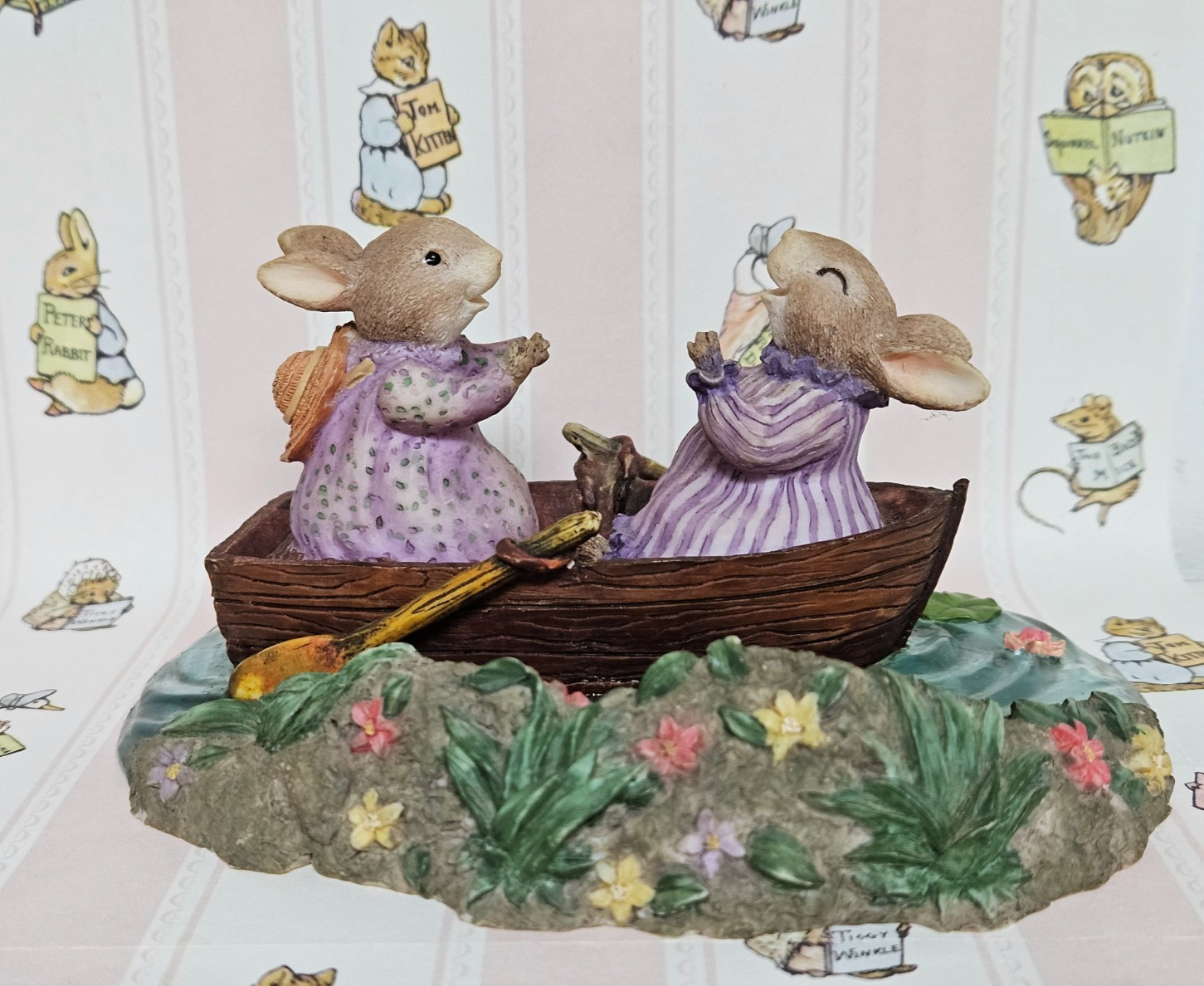 HOLLY POND HILL Susan Wheeler NUMBERED To Be a FRIEND Bunny Rabbits BOAT flowers