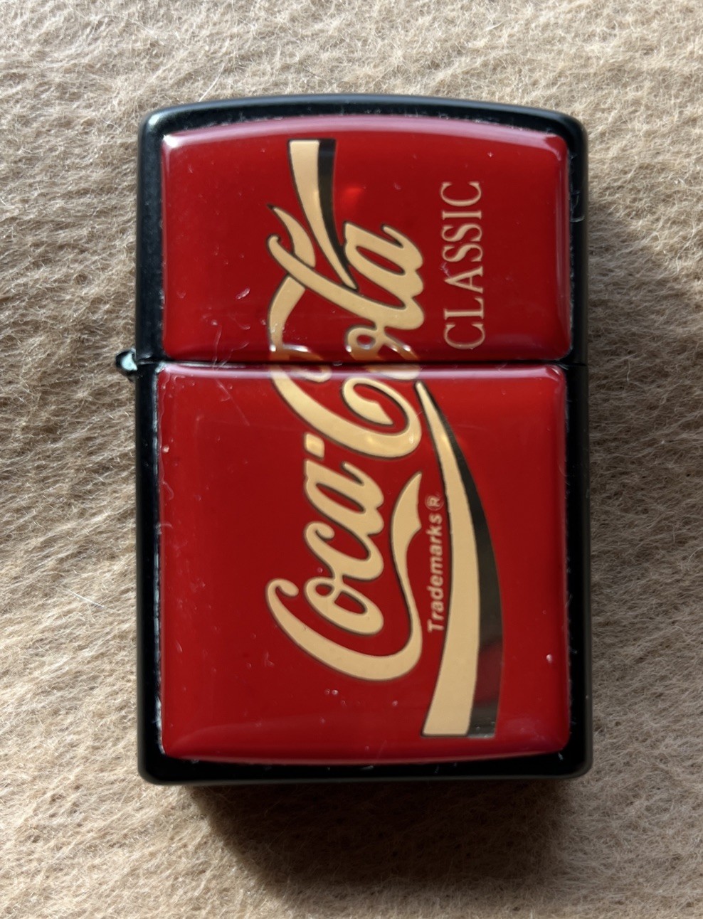 HTF NOS Vintage Collectable NEVER FIRED COCA COLA CLASSIC LIGHTER ***NOS***