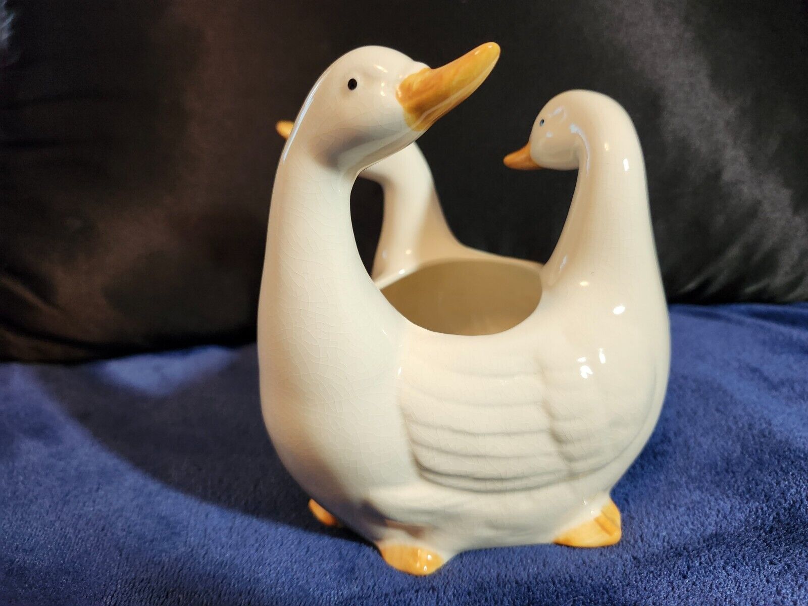 Takahashi ceramic planter three ducks/geese/swans, made in Japan