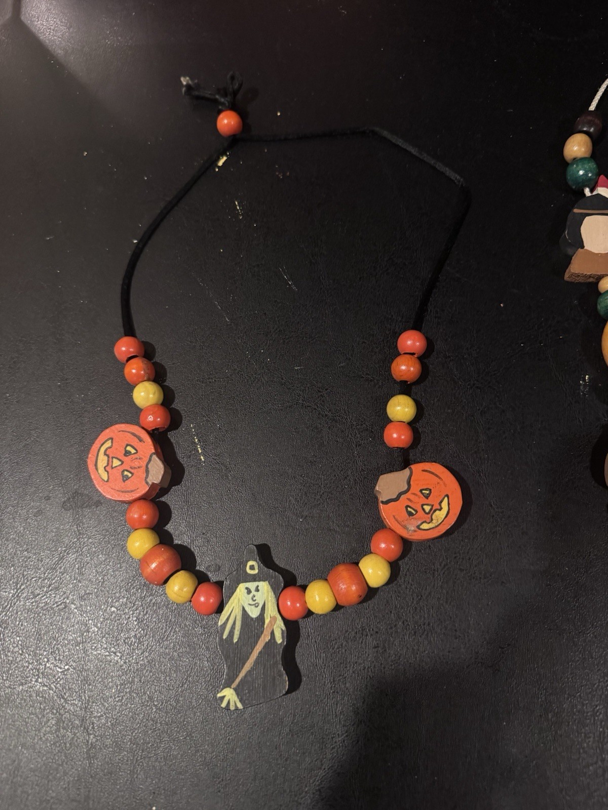 Vintage Hand painted Wooden Halloween Necklace, Witch, Pumpkin, Fall. Vintage Hand painted Wooden Halloween Necklace, Witch, Pumpkin, Fall.