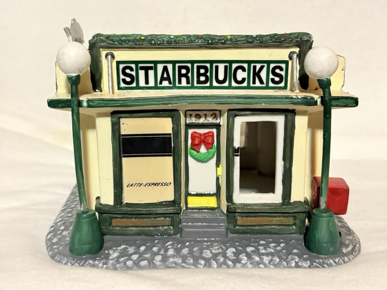 1999 Starbucks Pike Place Market Holiday Village House Lighted - LAMPS INTACT