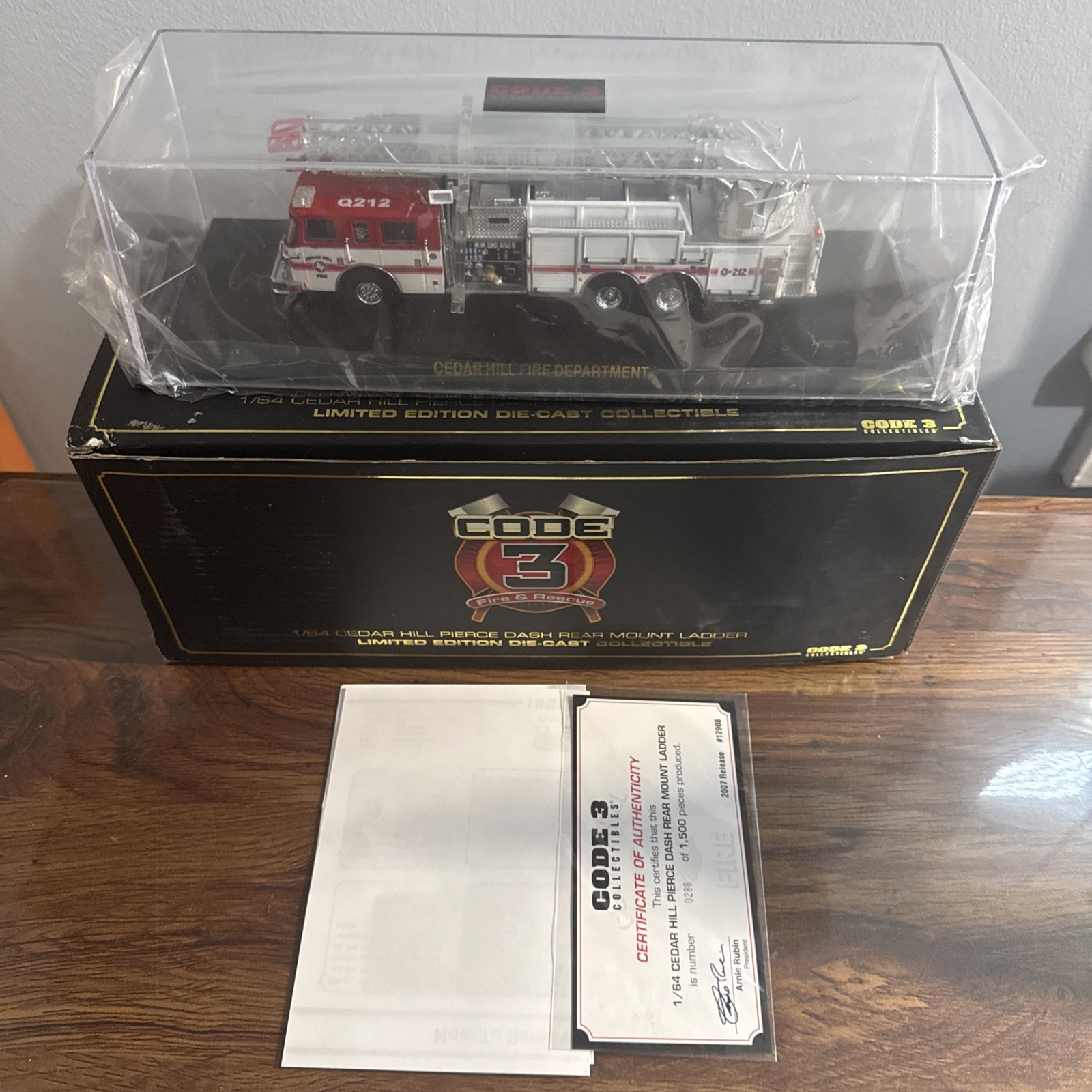 Code 3 Fire & Rescue Cedar Hill Pierce Dash Rear Mount Ladder Ltd Ed #12908 New Code 3 Fire & Rescue Cedar Hill Pierce Dash Rear Mount Ladder Ltd Ed #12908 New