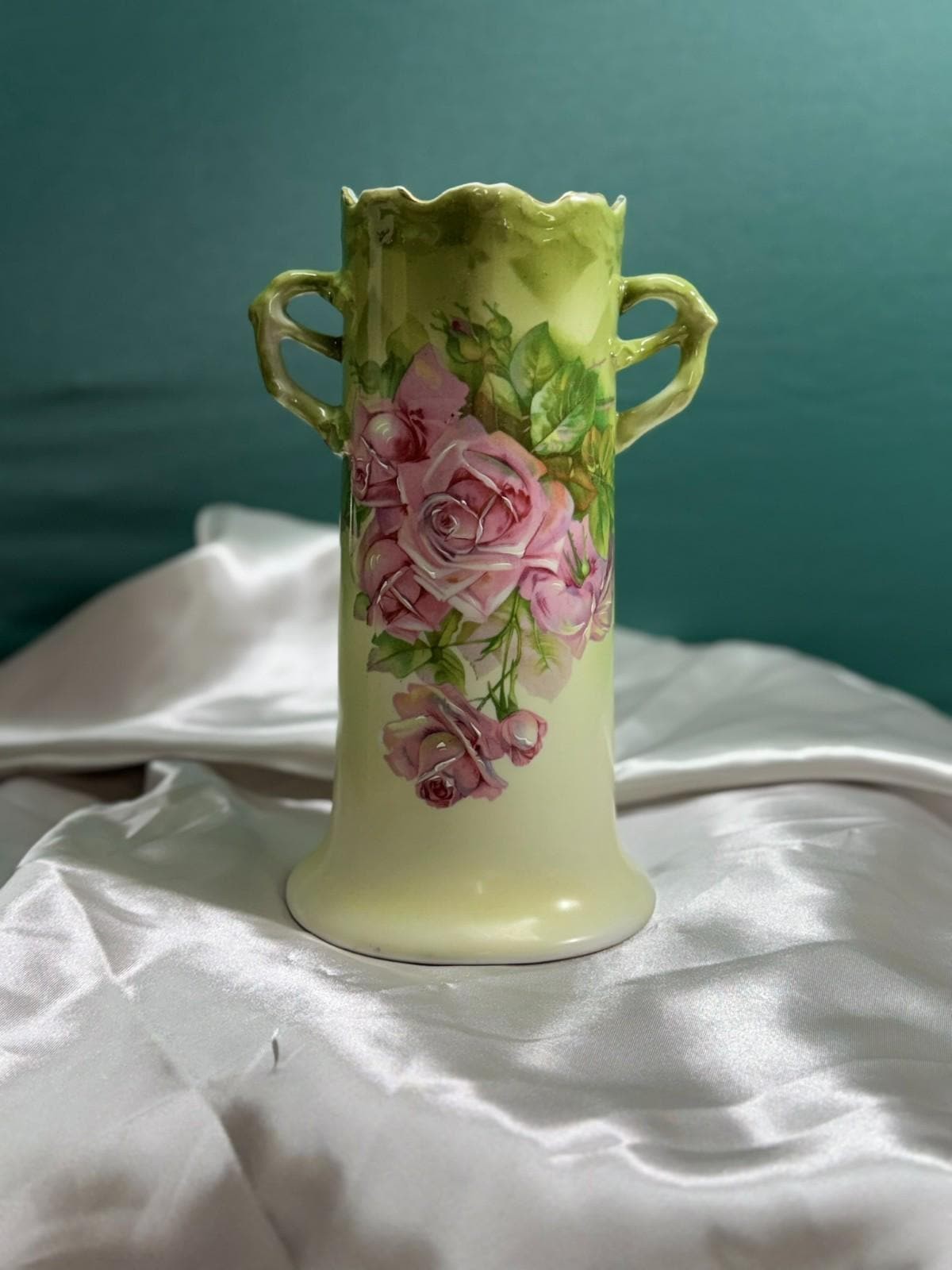 Antique c.t. altwasser silesia double-handled vase